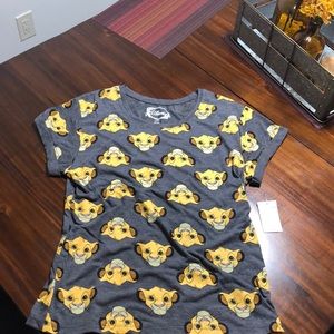 Lion King T-shirt (l-xl fit)